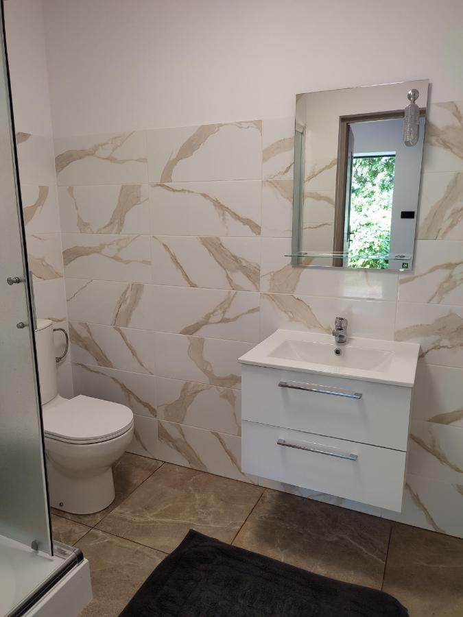 Pokoje I Apartamenty Matdar Mikołajki エクステリア 写真